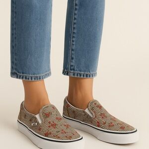Vans Women’s Classic‎ Slip-On Floral Plaid Sneakers – Size 6
